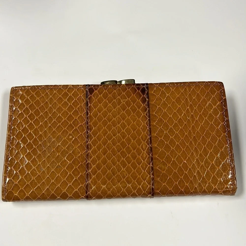 St Tropez Snakeskin Long Bifold Kisslock Clutch Wallet
